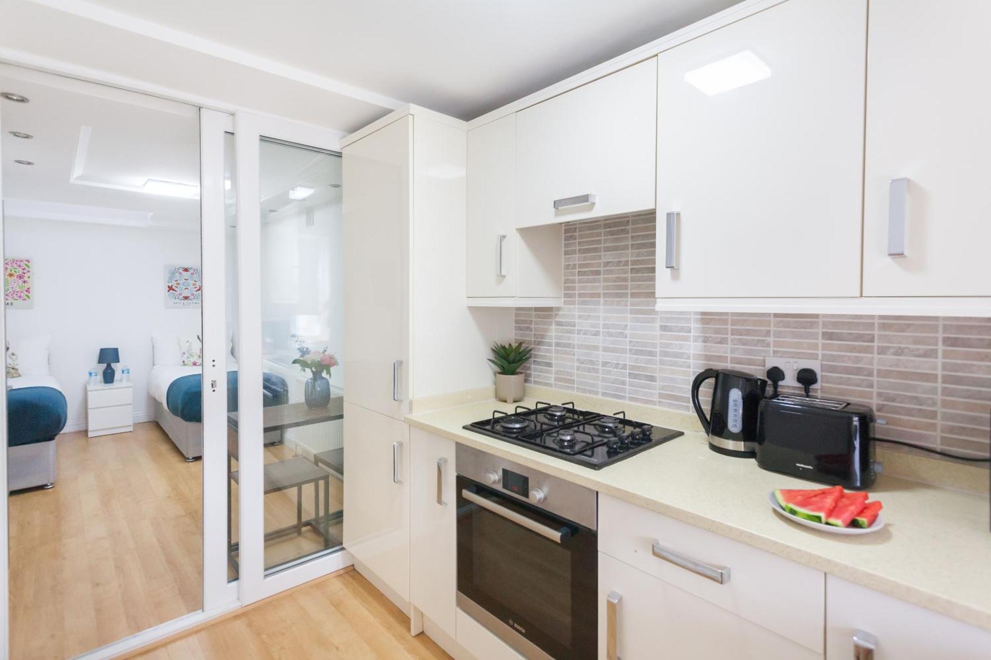 Holloway Budget Apartment - 1 Minute To Emirates Stadium - Next To Station - City Center Лондон Экстерьер фото